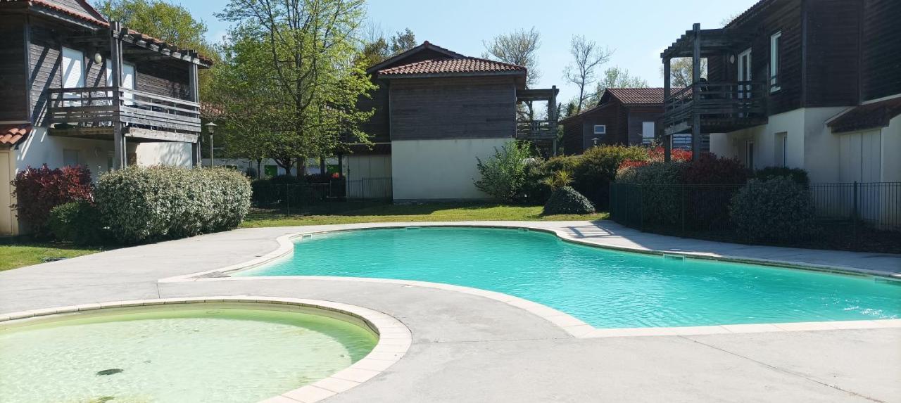 Les Terrasses Du Lac Piscine Et Vue Lac A4 Aureilhan  Екстериор снимка